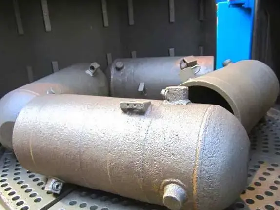 Rotary Table Shot Blasting Machine  Table type blasting machine  Automatic with a rotary table (10)2xr