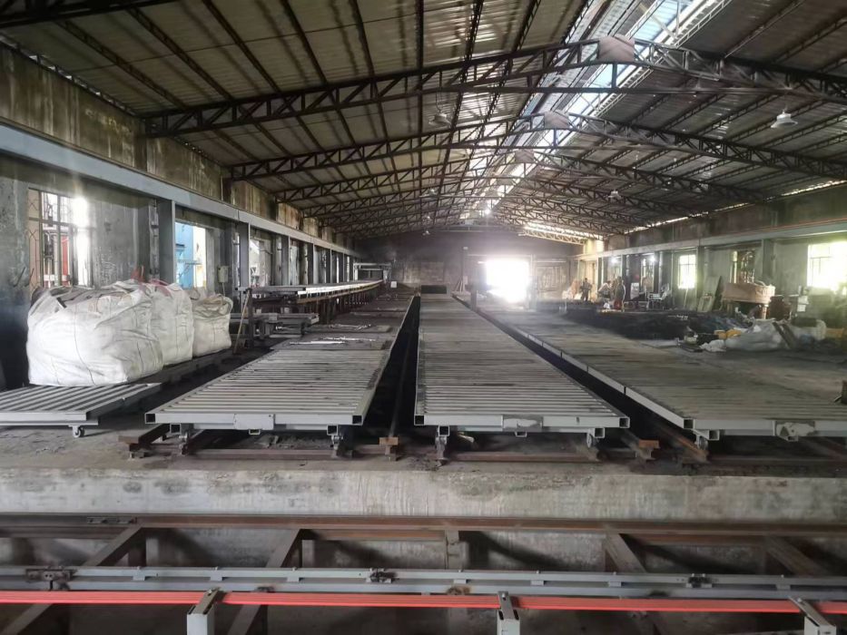 Automatic Claygreen sand moulding production line Horizontal Flaskless Molding Machine (25)4cf